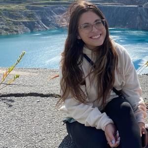 Meet your Posher, Alexndra